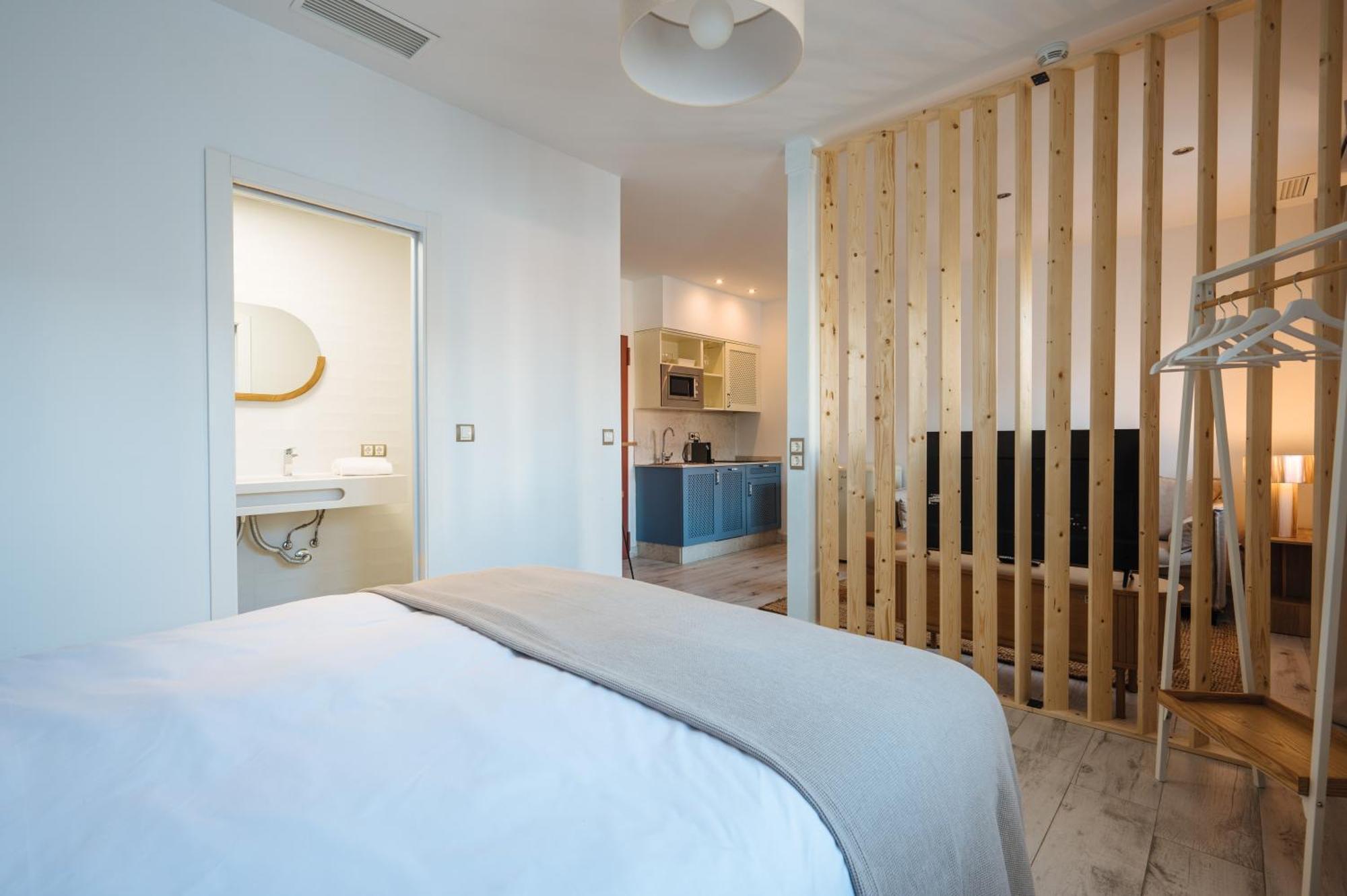 Apartamentos "El Escondite De Triana" Seville Ngoại thất bức ảnh