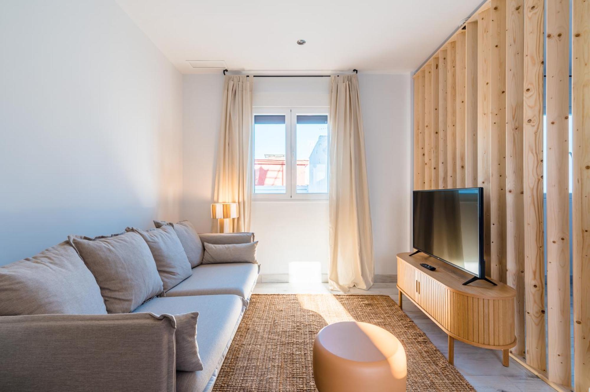 Apartamentos "El Escondite De Triana" Seville Ngoại thất bức ảnh