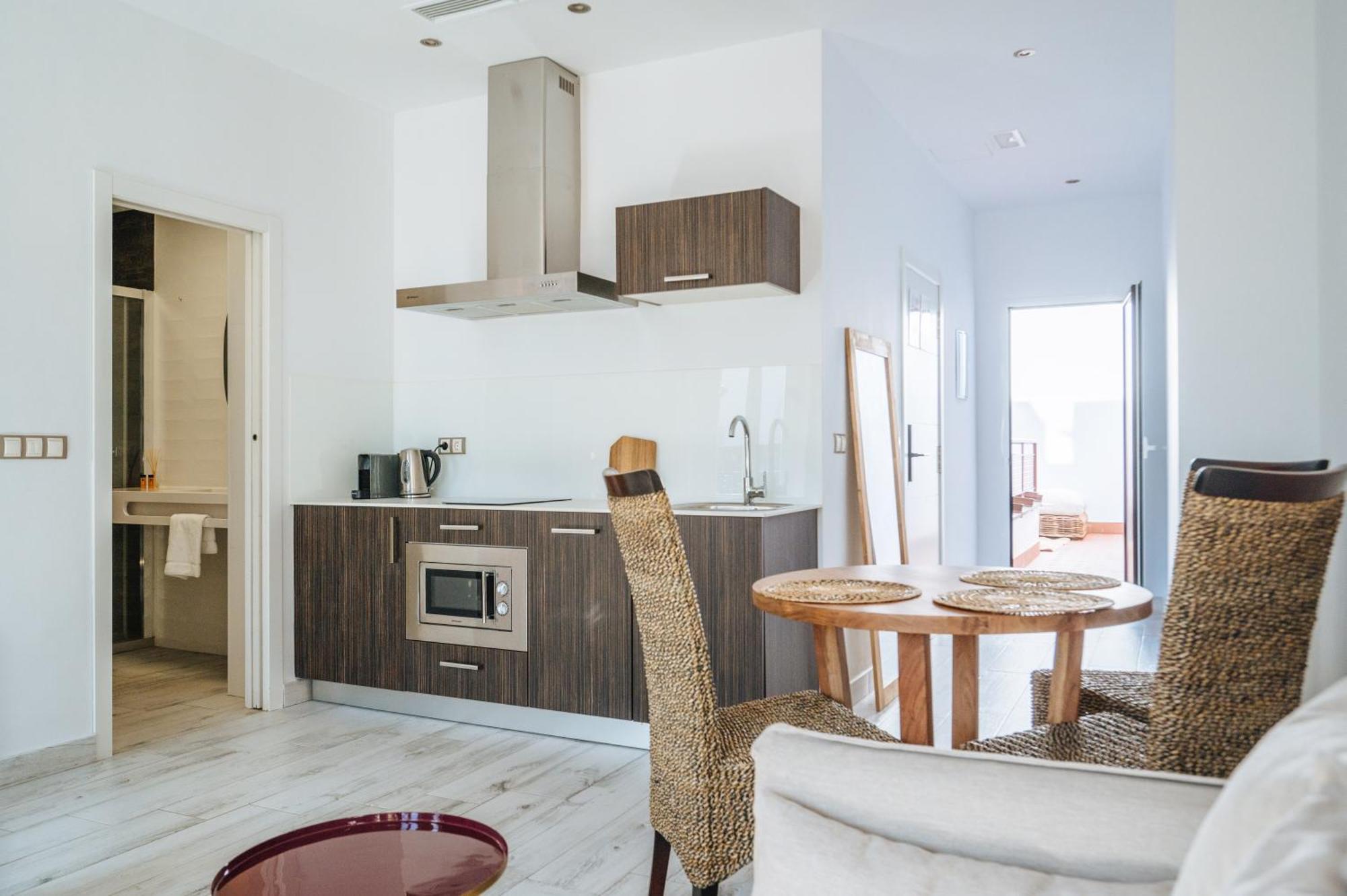 Apartamentos "El Escondite De Triana" Seville Ngoại thất bức ảnh