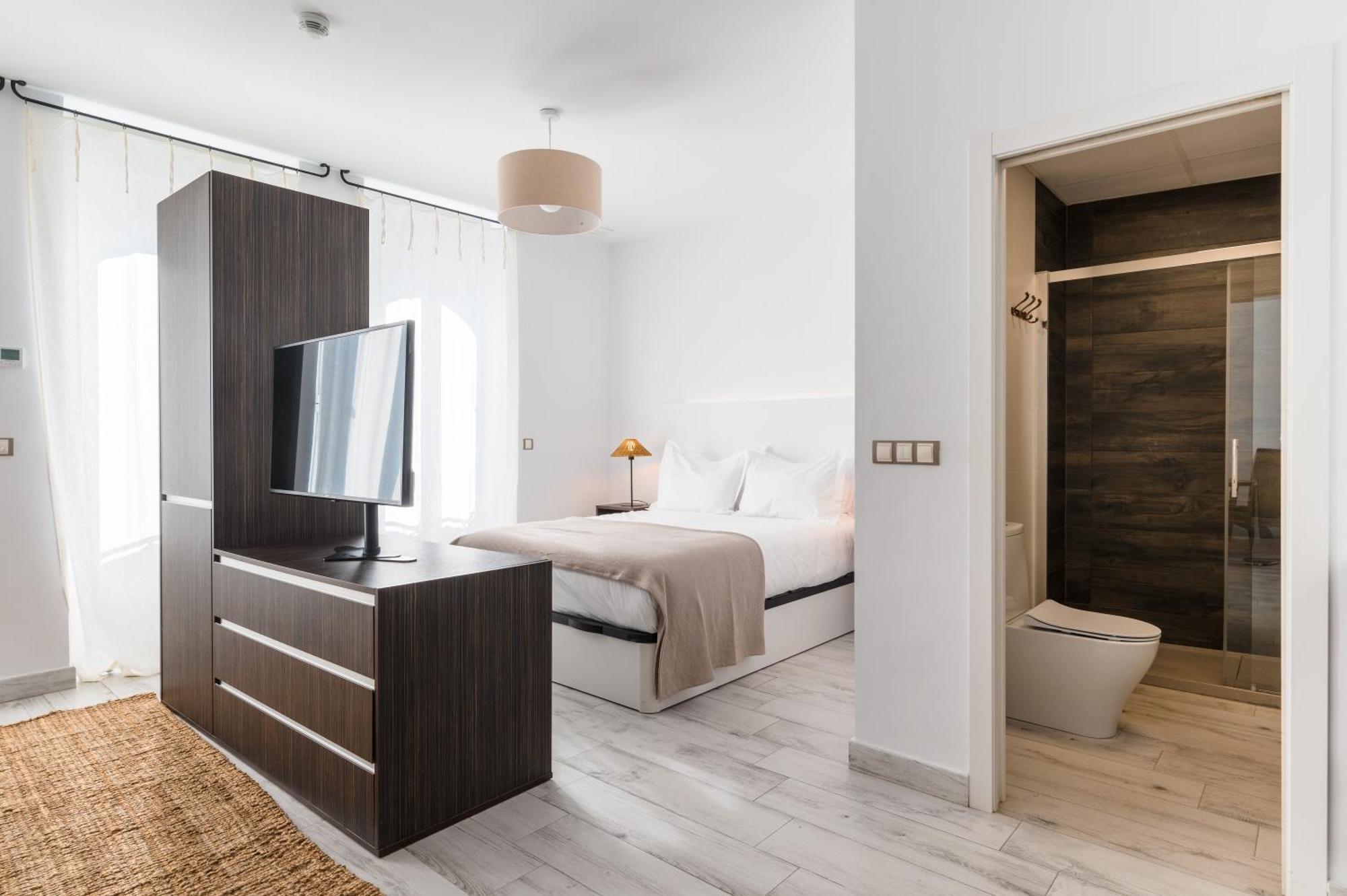Apartamentos "El Escondite De Triana" Seville Ngoại thất bức ảnh