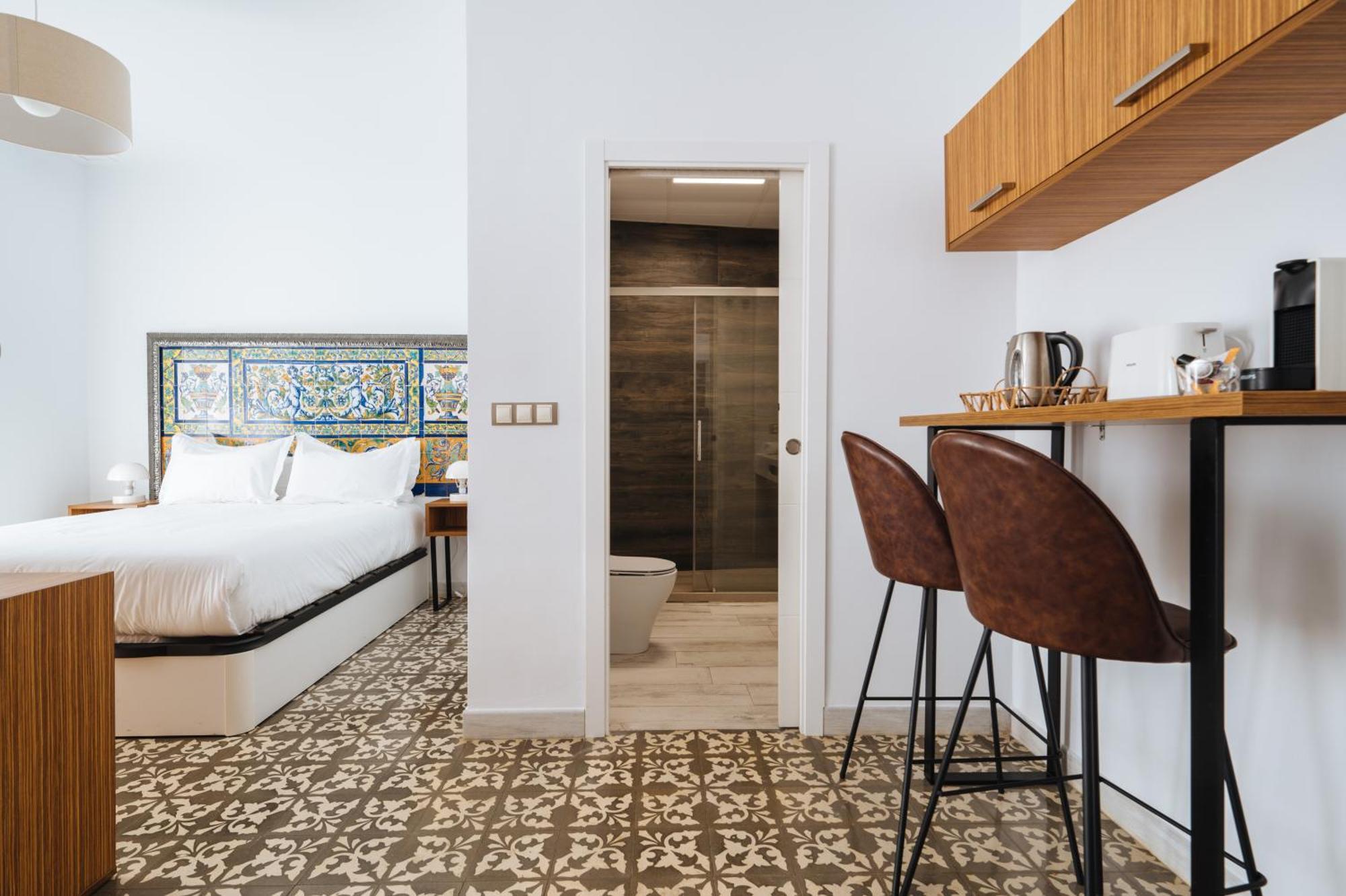 Apartamentos "El Escondite De Triana" Seville Ngoại thất bức ảnh